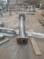 Металлическая стойка из круглой трубы 1000х76х3 мм